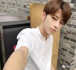 娱乐圈吃瓜小哥是谁呀